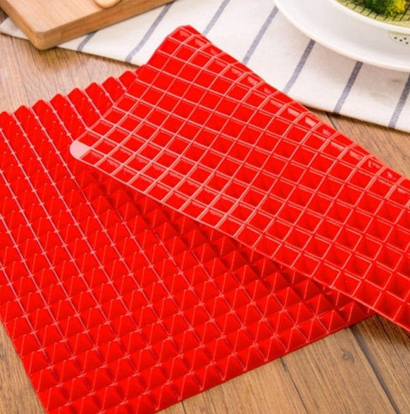 Non-Stick Silicone Pyramid Baking Mat – Heat-Resistant Oven & BBQ Cooking Mat