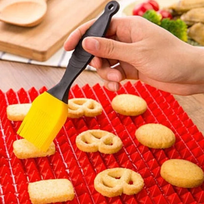 Non-Stick Silicone Pyramid Baking Mat – Heat-Resistant Oven & BBQ Cooking Mat