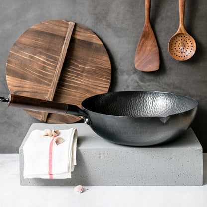 Handmade Traditional Iron Wok – Cast Iron Pan for Cooking & Stir-Fry